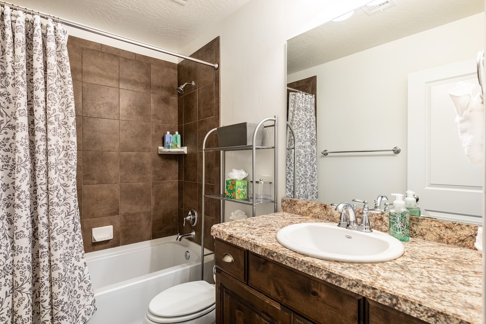 The Vintage 3 Bedroom Townhouse