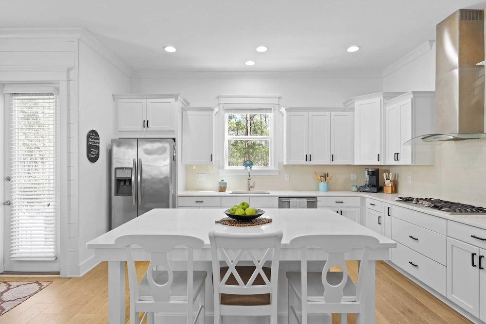 2 Homes in Inlet Beach by Avantstay Dock+lake Access, Saltwater Pool, Close to the Beach