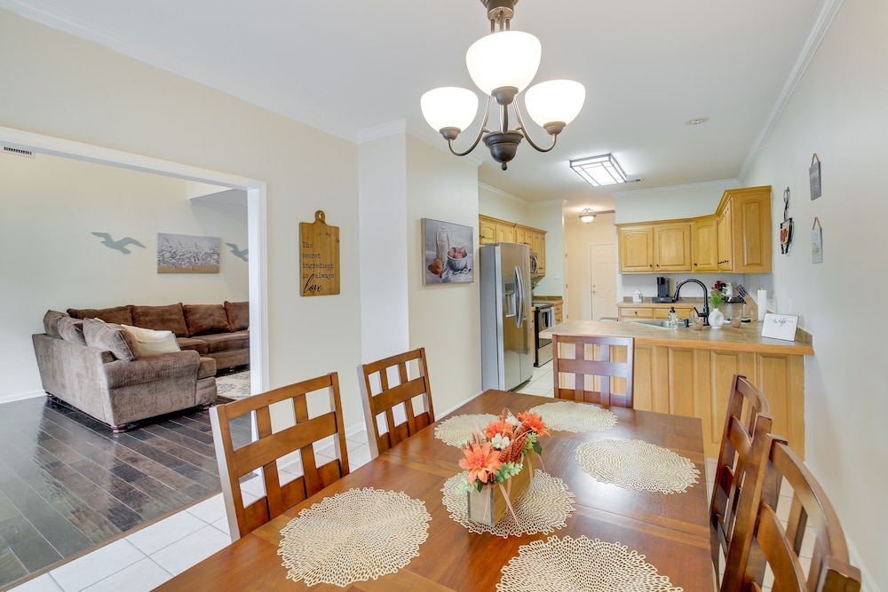 Hot Springs Riverfront Rental w/ Hot Tub & Deck! view 5