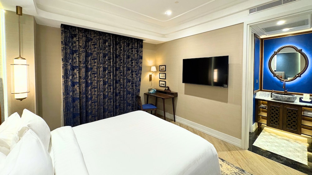 ASHLEY NEWAIR Menteng with Air Purifier