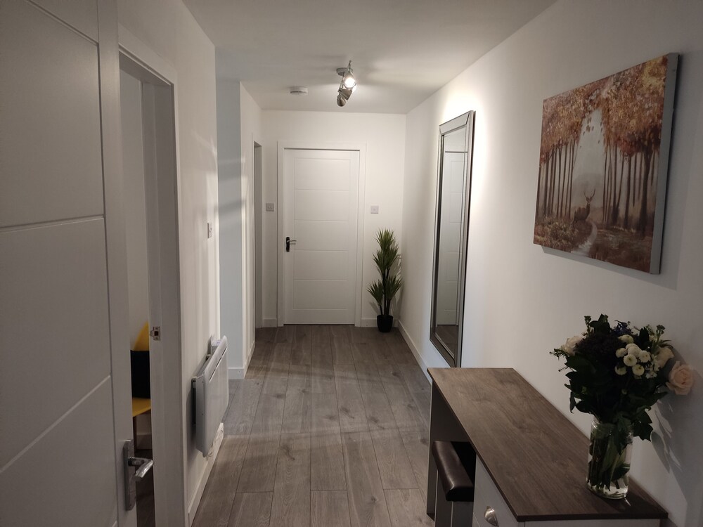 3-bed Cottage - Fast Wifi-big Garden - Town Centre