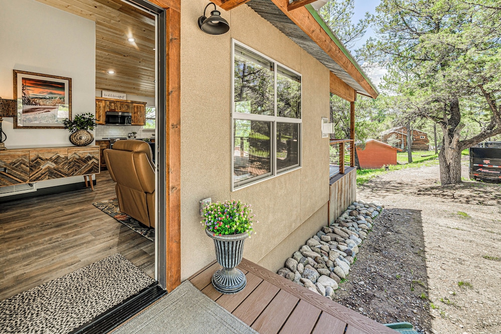 Walkable Location & Scenic Views: Ruidoso Cabin!