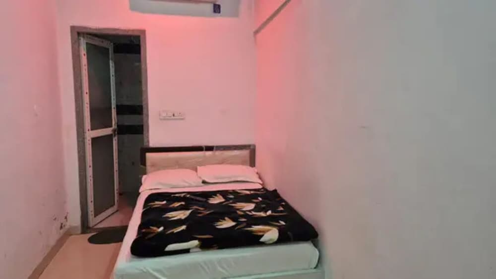 Fabhotel Shree Hanuman