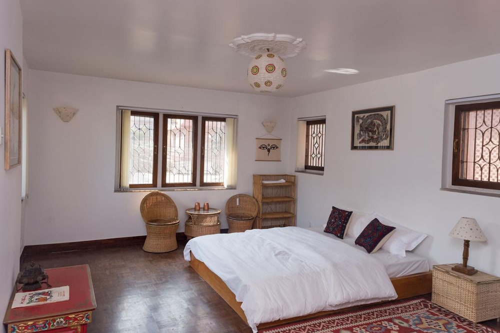 Tembas House