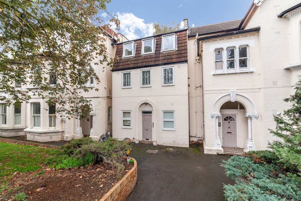 The Wandsworth Flat