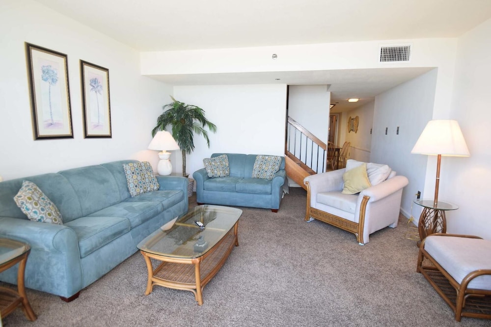 Century I 702 2 Bedroom Condo by RedAwning