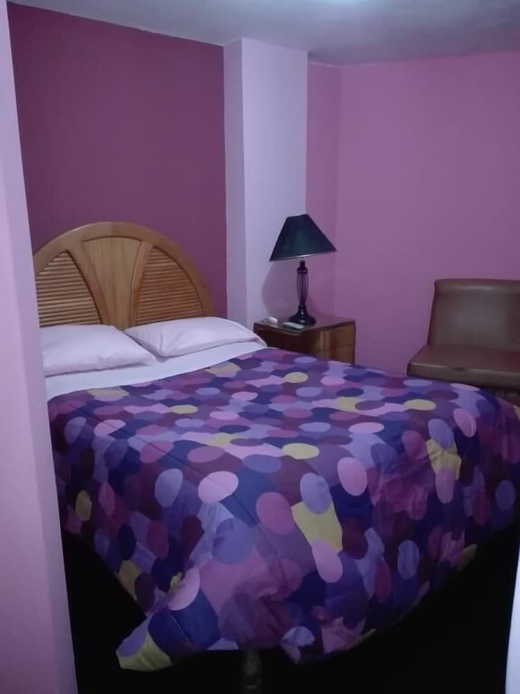 Paris Hostal Boutique