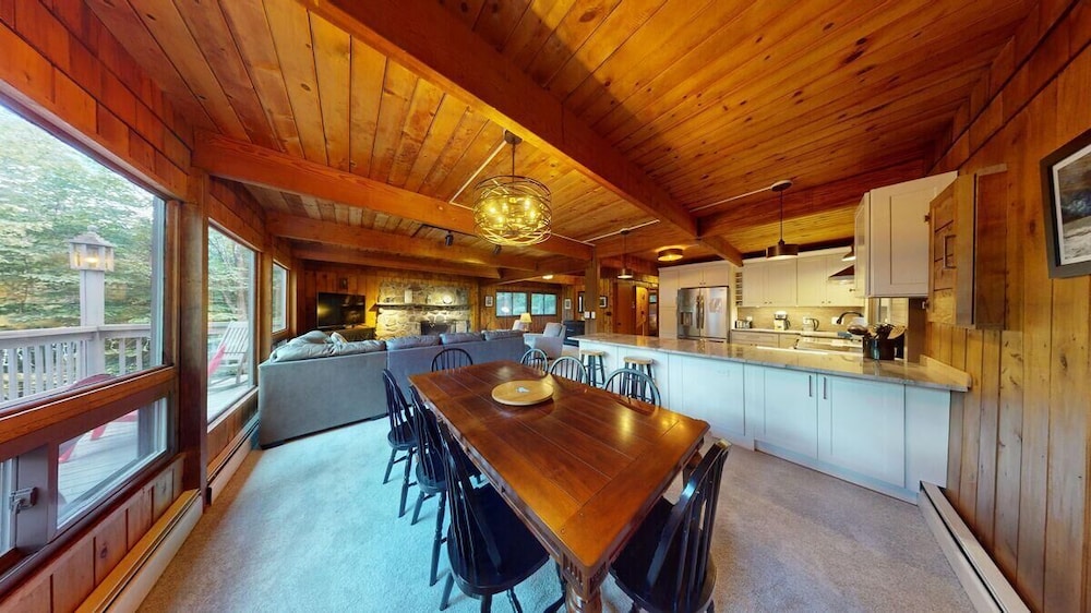 Treehouse Home