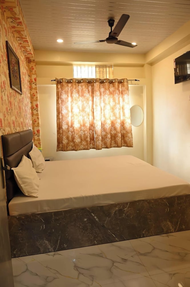 GOPINATH .P GUEST HOUSE