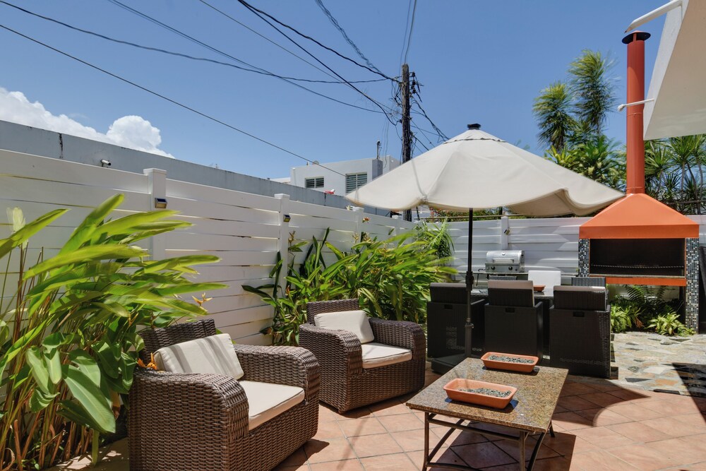 Private Heated Pool: Walk to Isla Verde Beach - Property Image 39