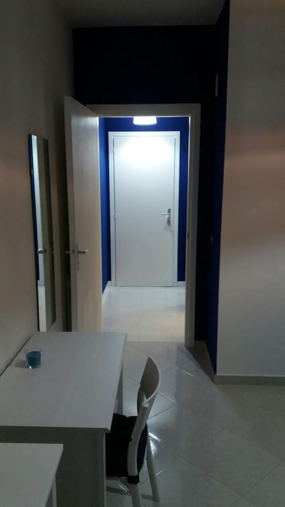 Notte Serena en Telese — hotel room
