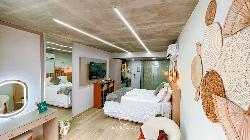 Setai Yacht Luxo II - By Almare