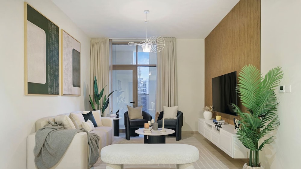 Stylish 2BR With Canal Burj View Near Dubai Mall