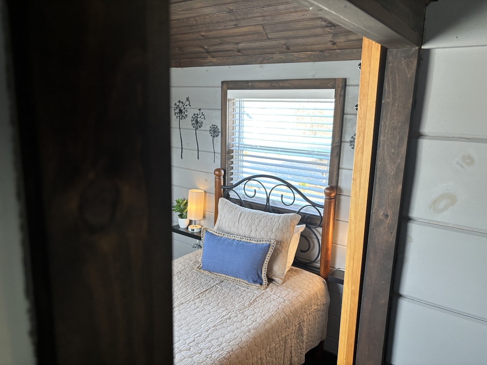 Sojourn Lodging