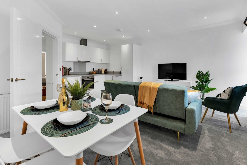 30 Monthly Discount Long-stay St Mary s Nest