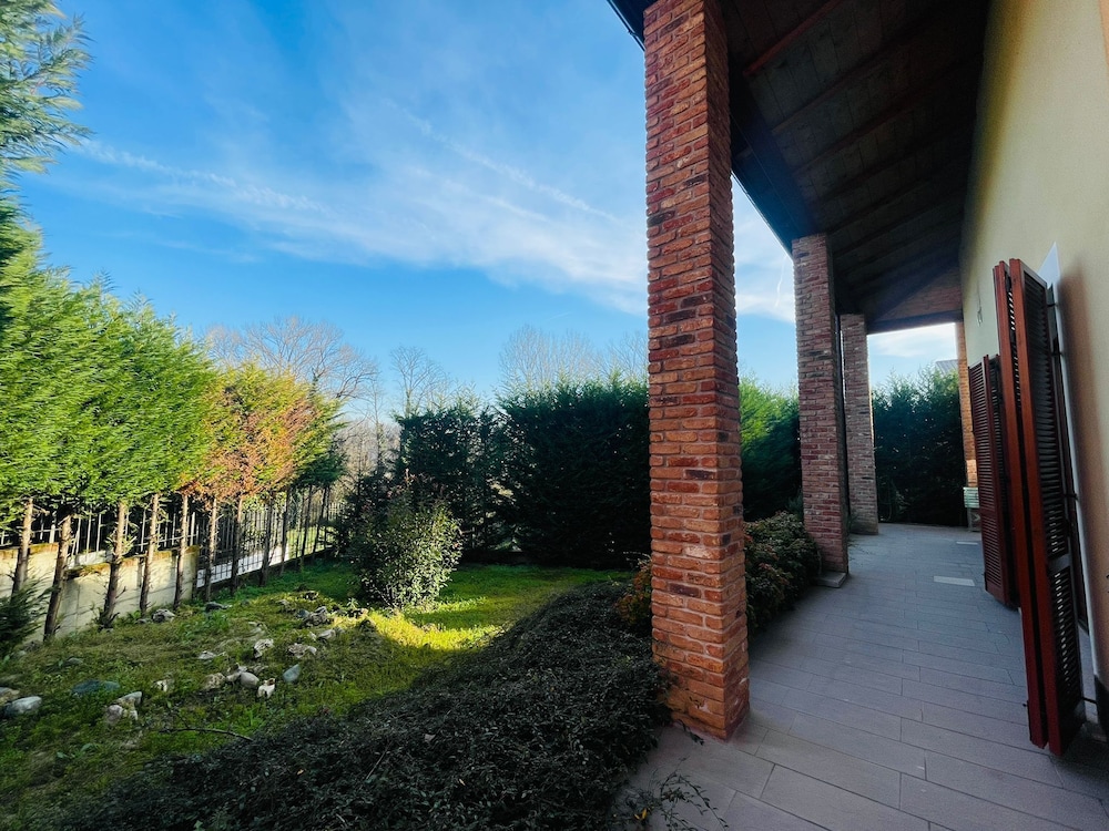 CR BnB Rozzano