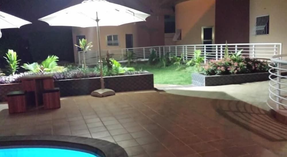 Ponderosa Travel Lodge