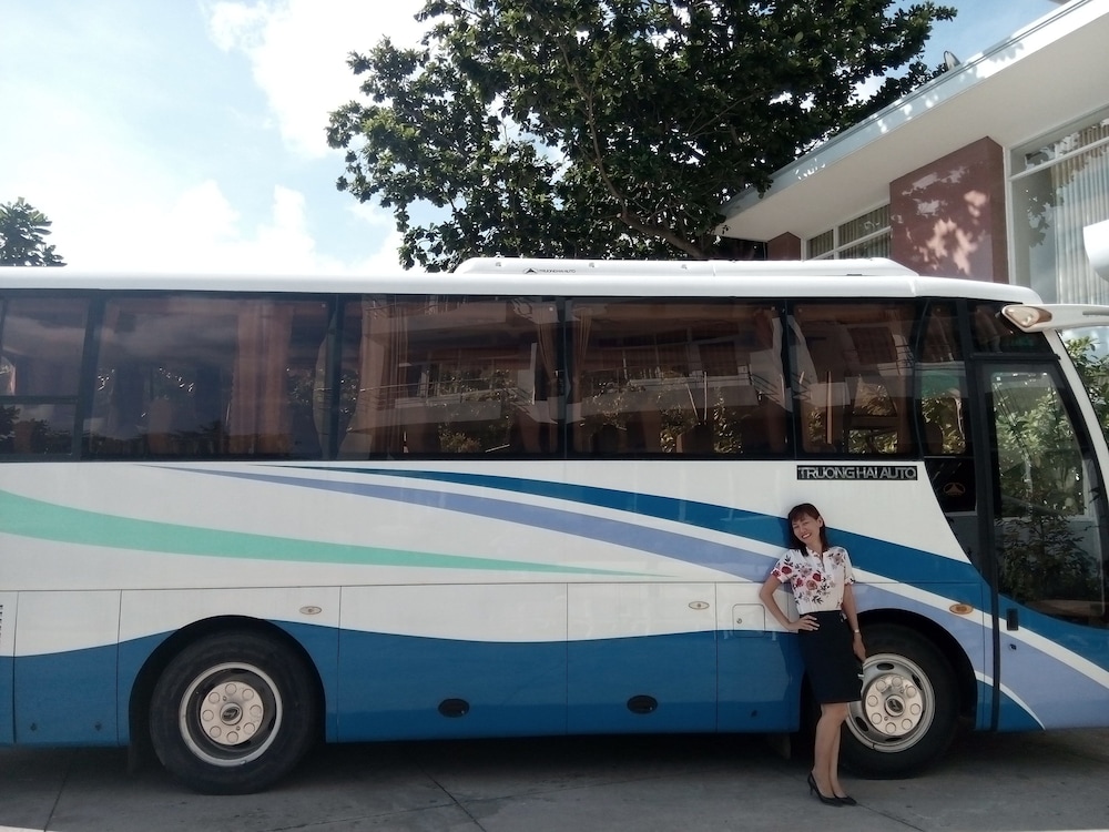 Nha Khach Con Dao