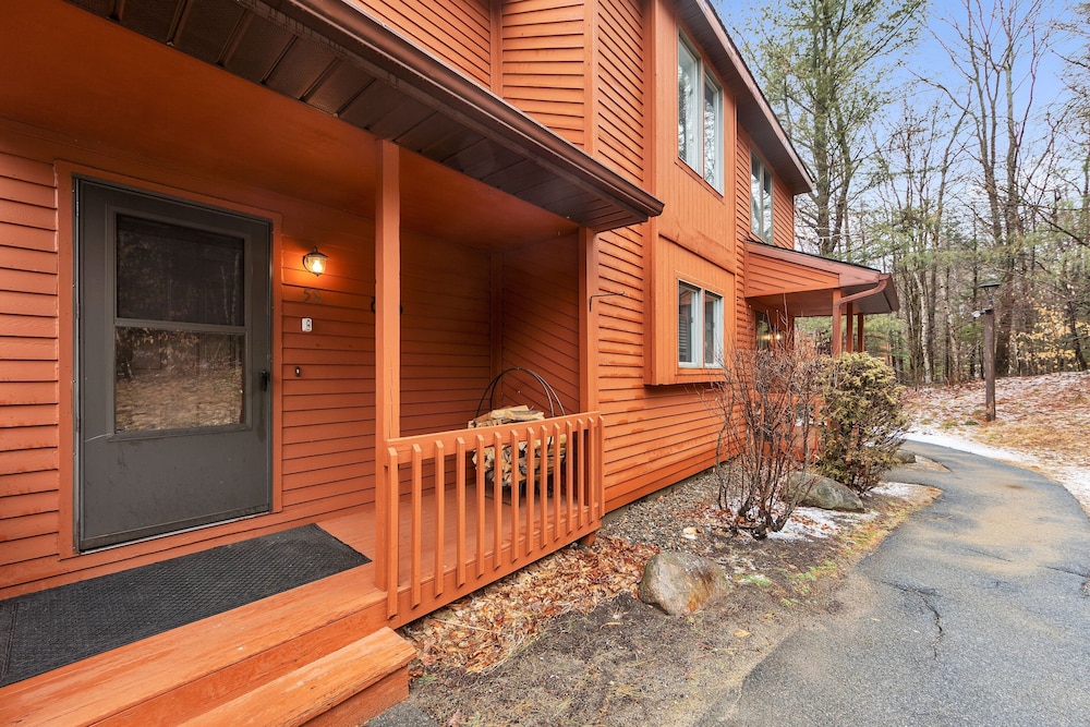 Moxham 58h - Adirondack Retreat Mountain Views 3 Bedroom Townhouse by The Summit at Gore Mountain