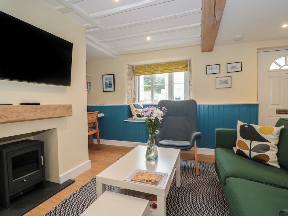 Holly Cottage