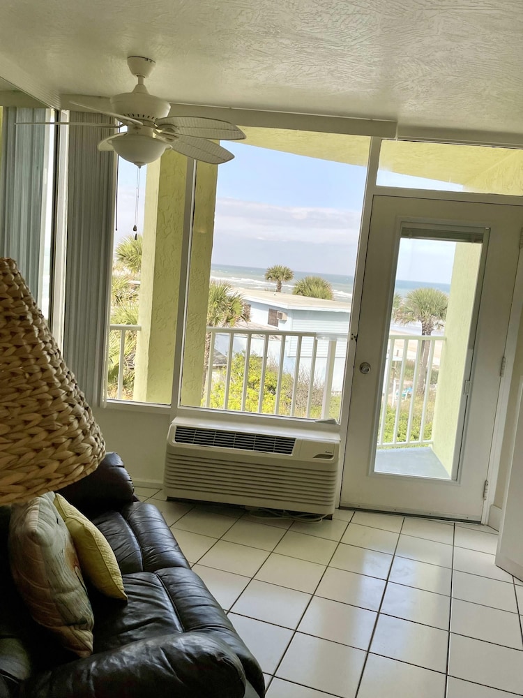 Ocean Overlook - Sea View at Symphony Beach Club