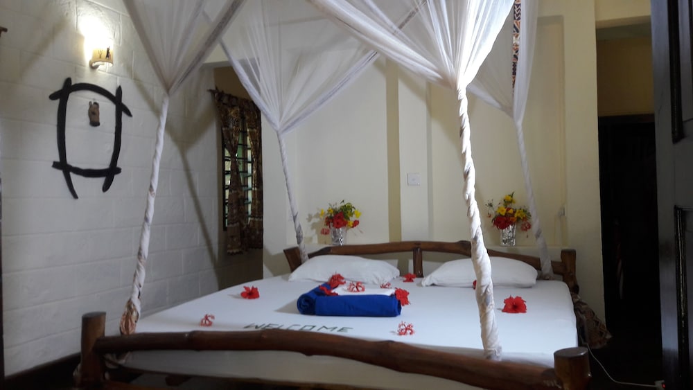 African Dream Cottages view 5