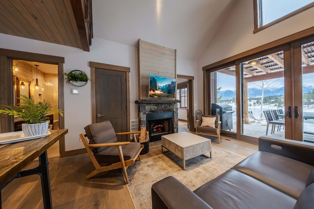 Wilderness Club Cottage on 18th Green