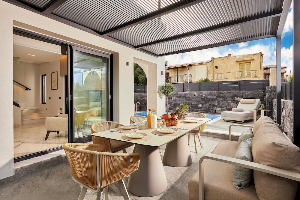 Grey Stones Villa by Estia