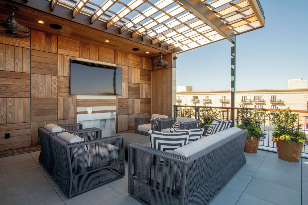 The Bell Athens by Kasa Living