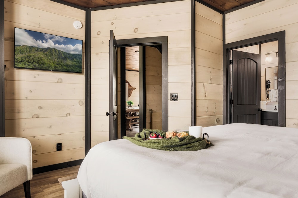 Smith Creek Reserve Luxury Cabins