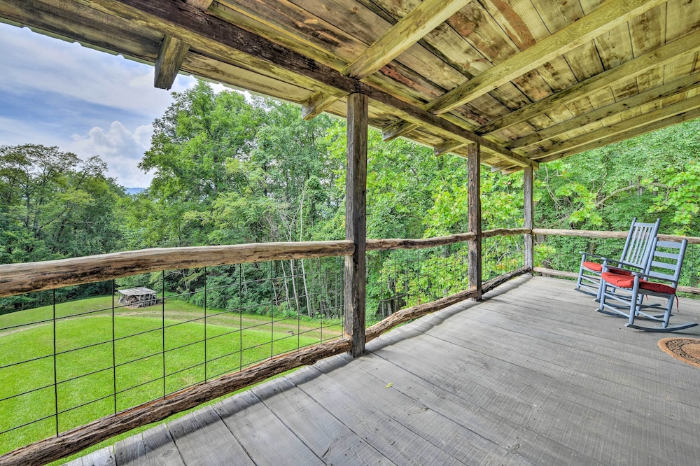 'turkey Hollow Cabin' w/ Stunning Open Views! view 4