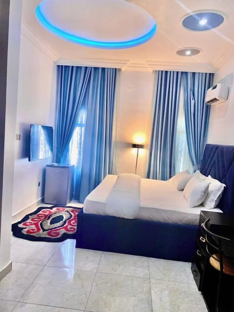 Adunola Serviced Apartment