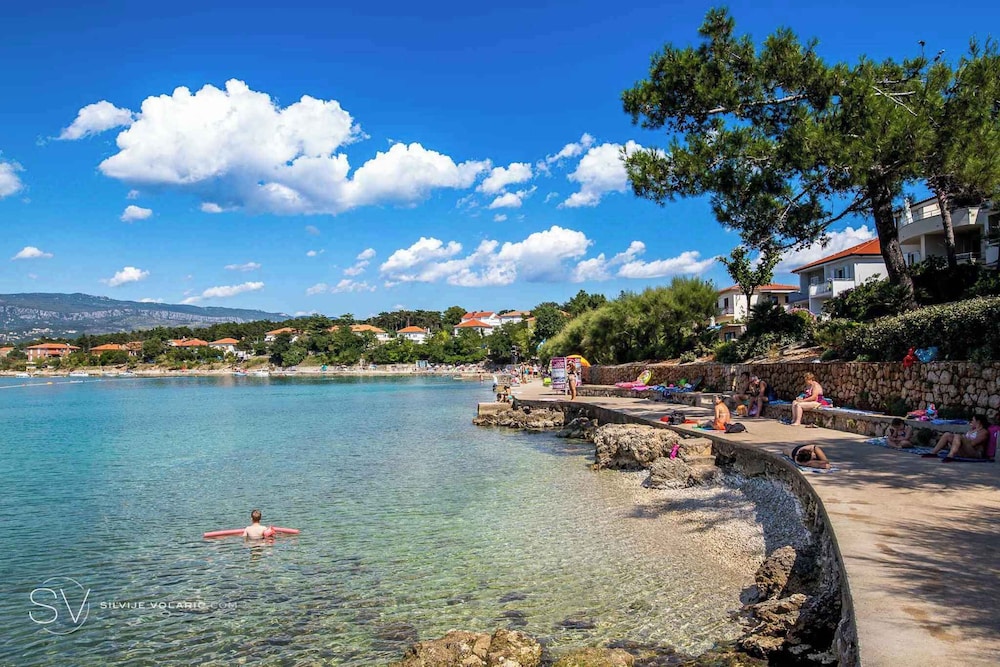 Apartments in Silo/insel Krk 14452