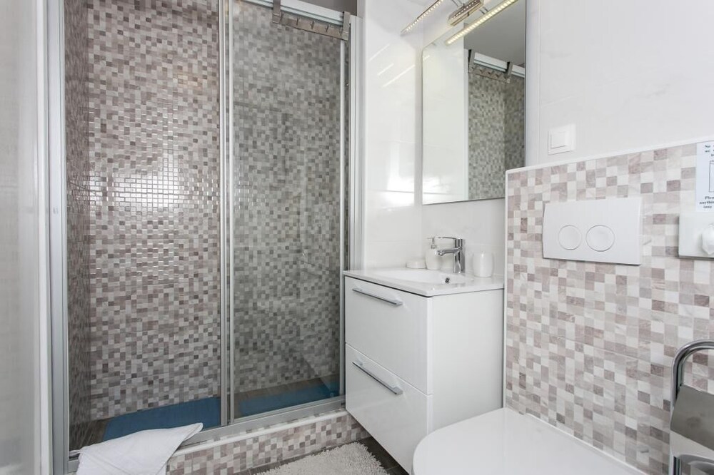 Apartment Tetepave