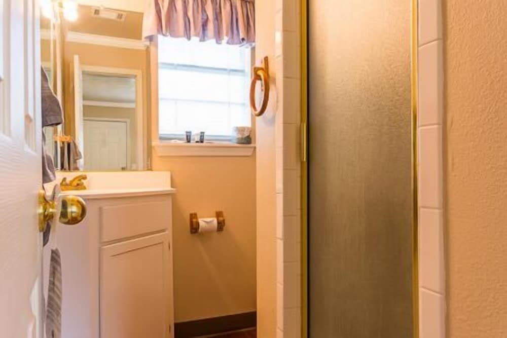 Lake Texoma Lodge and Resort
