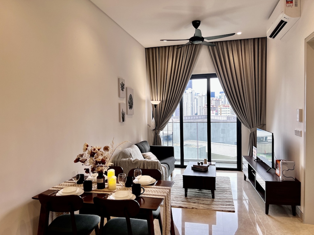 BBCC Lucentia Residence by Kay-Stay