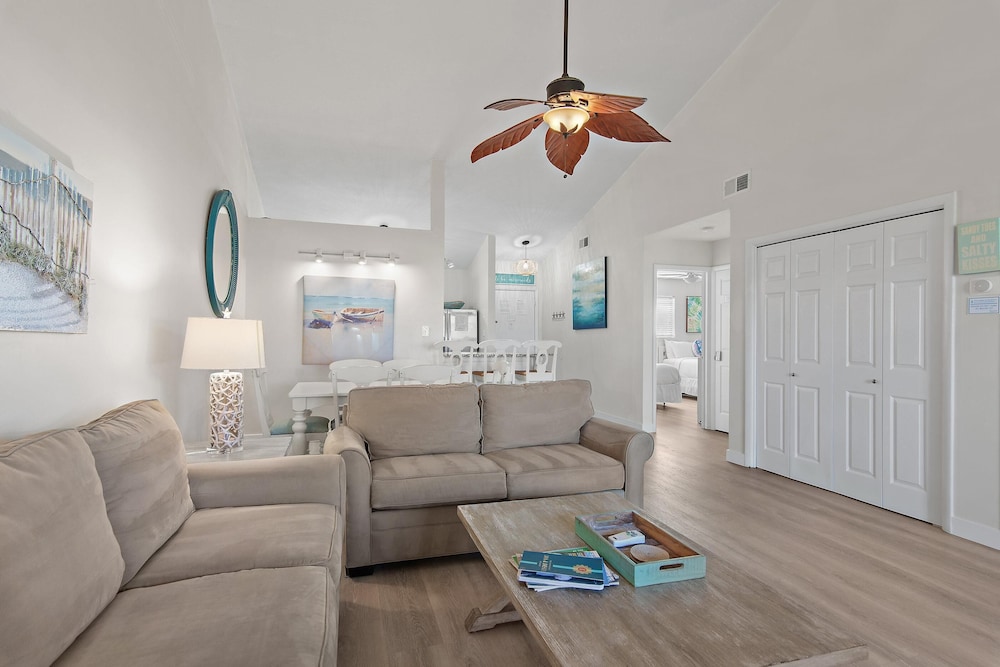 Chateau La Mer II #903
