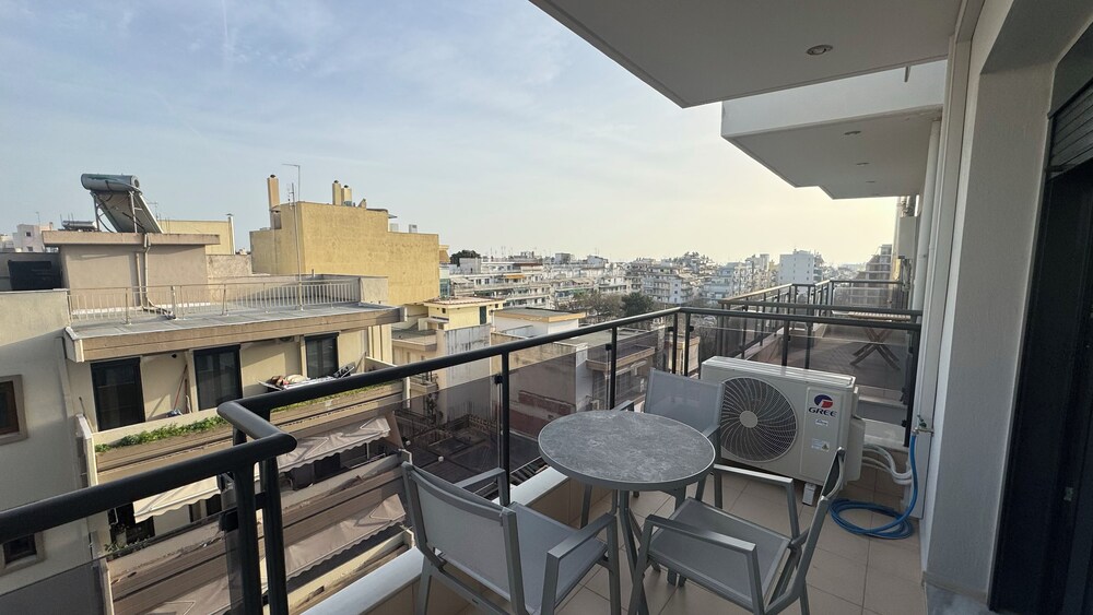 Icon Apartments