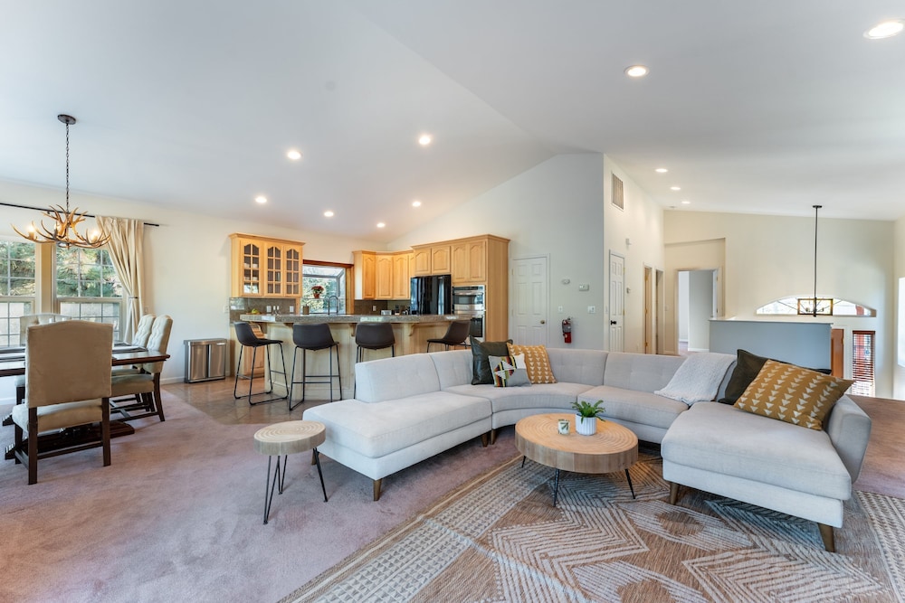 Blitzen by Avantstay Pet-friendly Tahoe Retreat