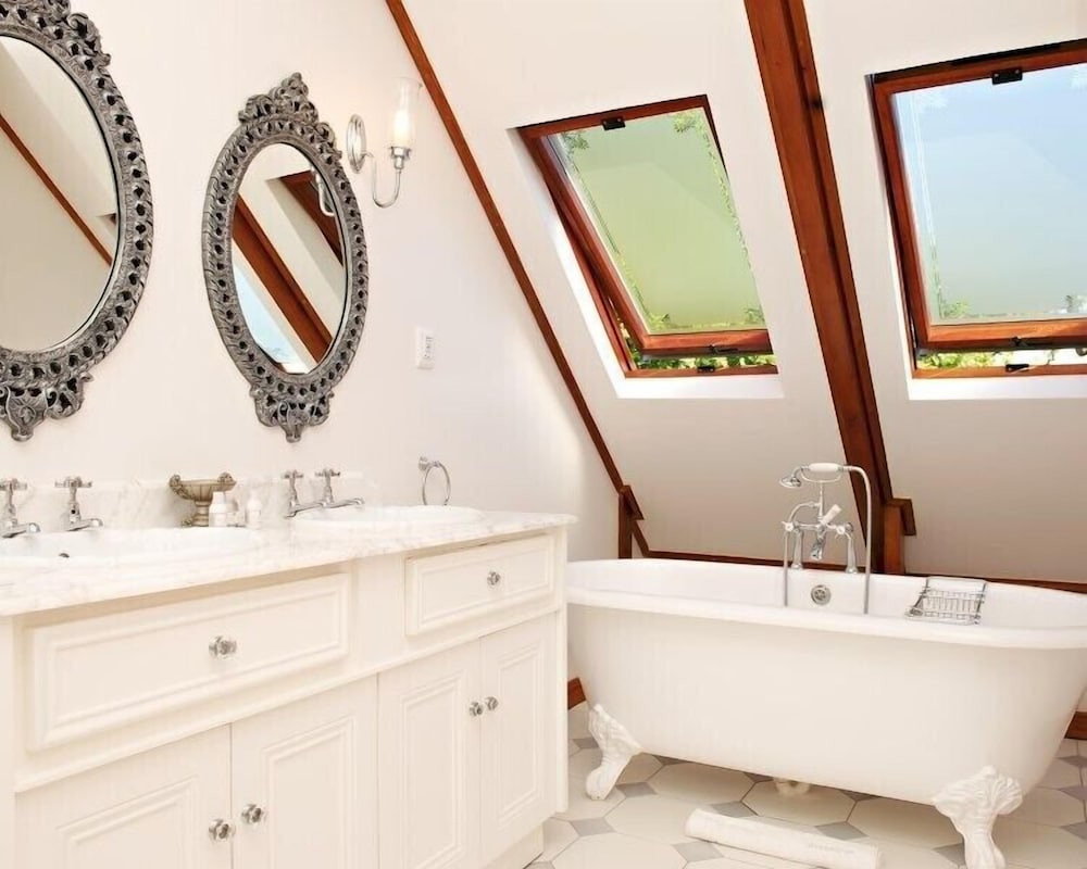 Roosenwijn Guest House