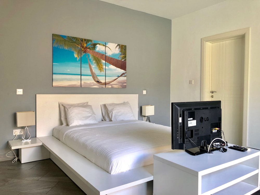 Grand Amber Villas Diani