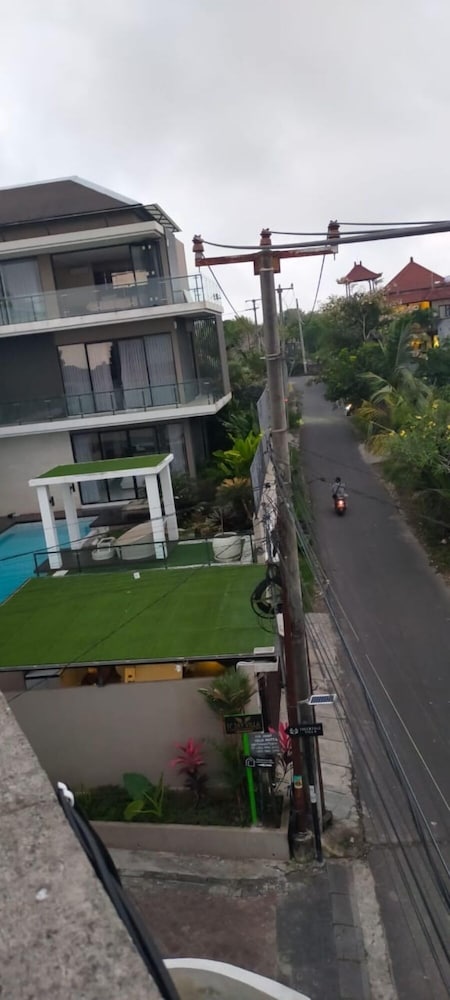 Pradnya Homestay - 1Bedroom Near Uluwatu