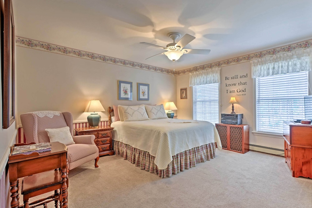 Charming Owls Head Retreat: 2 Mi to Rockland Coast view 2