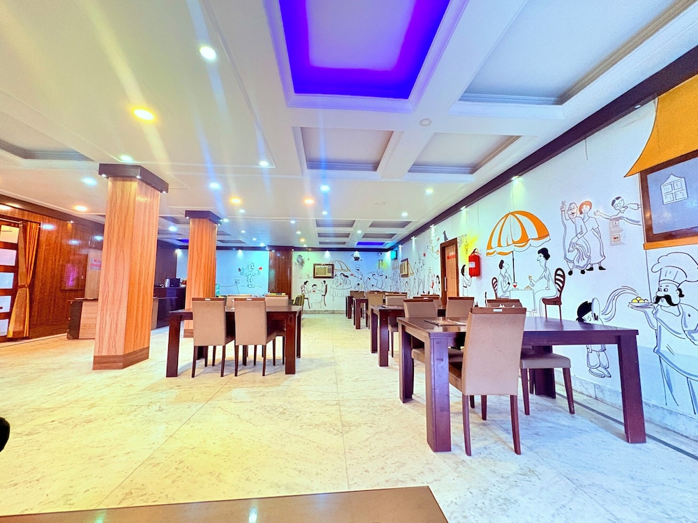 Binapani Hotel & Restaurant Tarapith