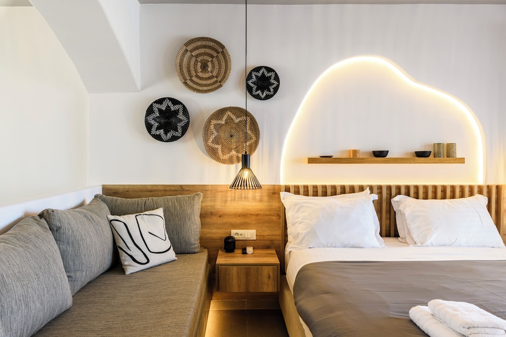 Mykonist Merchia Beach Villas & Suites