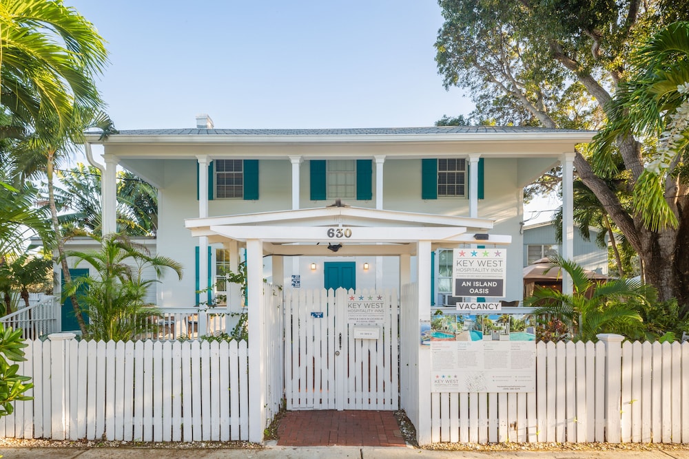 Hotel Kona Kai Oasis - Image 1