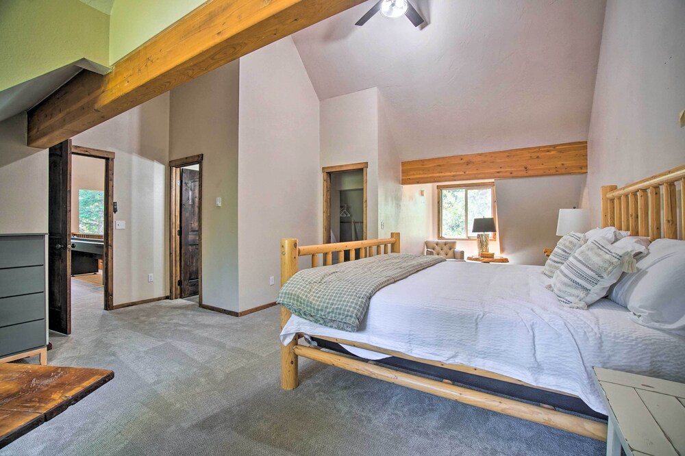 Beautiful Mccall Cabin: Perfect for Families! view 5