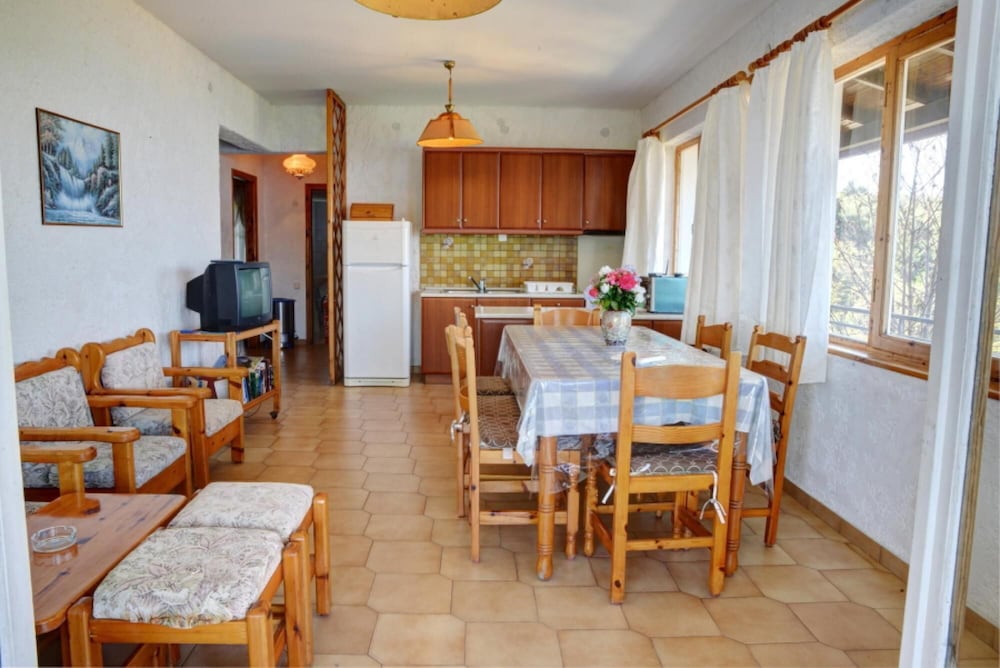 Villa Nefeli Large Private Pool Walk to Beach Sea Views A C Wifi Car Not Required - 2295 view 2