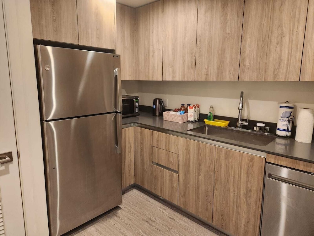 Urban Chic Apart-Hotels in Central LA