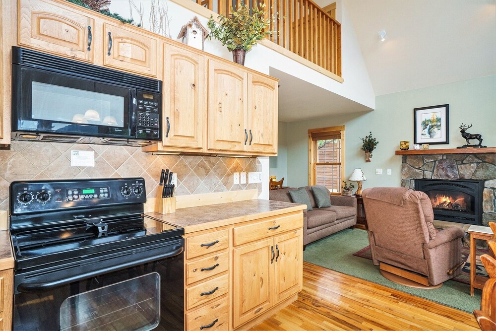 Solitude Condos - Estes Park CO